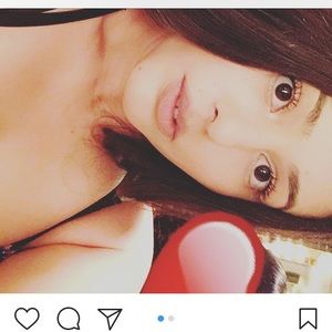 Meet your Posher, Crystal