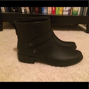 Chooka Midtown Rain Booties (LIKE NEW)