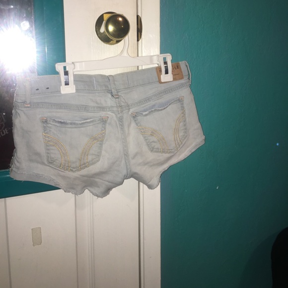 Hollister shorts - Picture 2 of 2