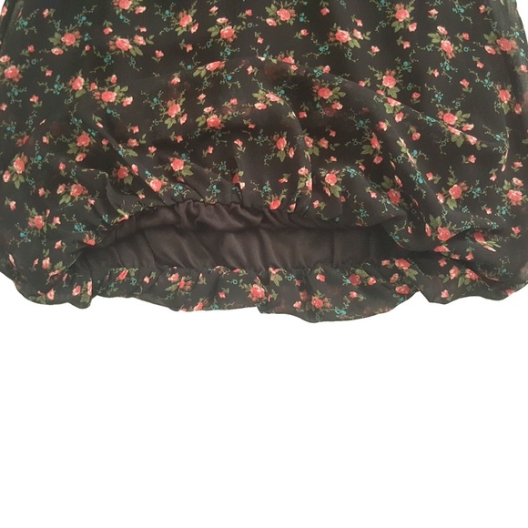 Forever21 floral blouse, size M - Picture 3 of 3