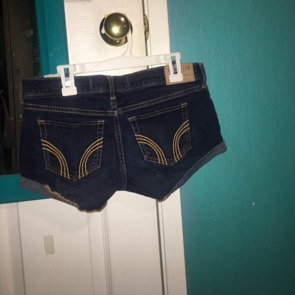 Hollister shorts - Picture 2 of 2