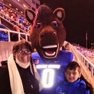 Meet your Posher, Stephanie