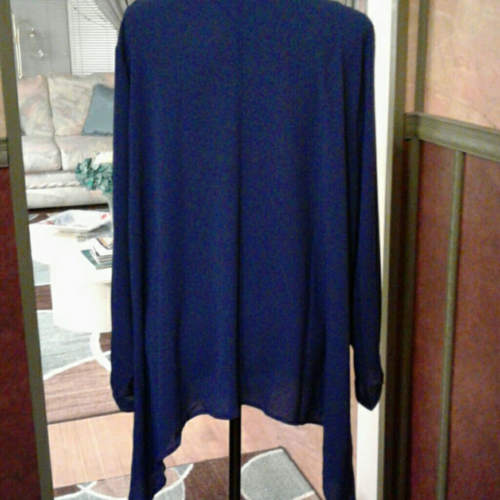 Blouse - Picture 3 of 4