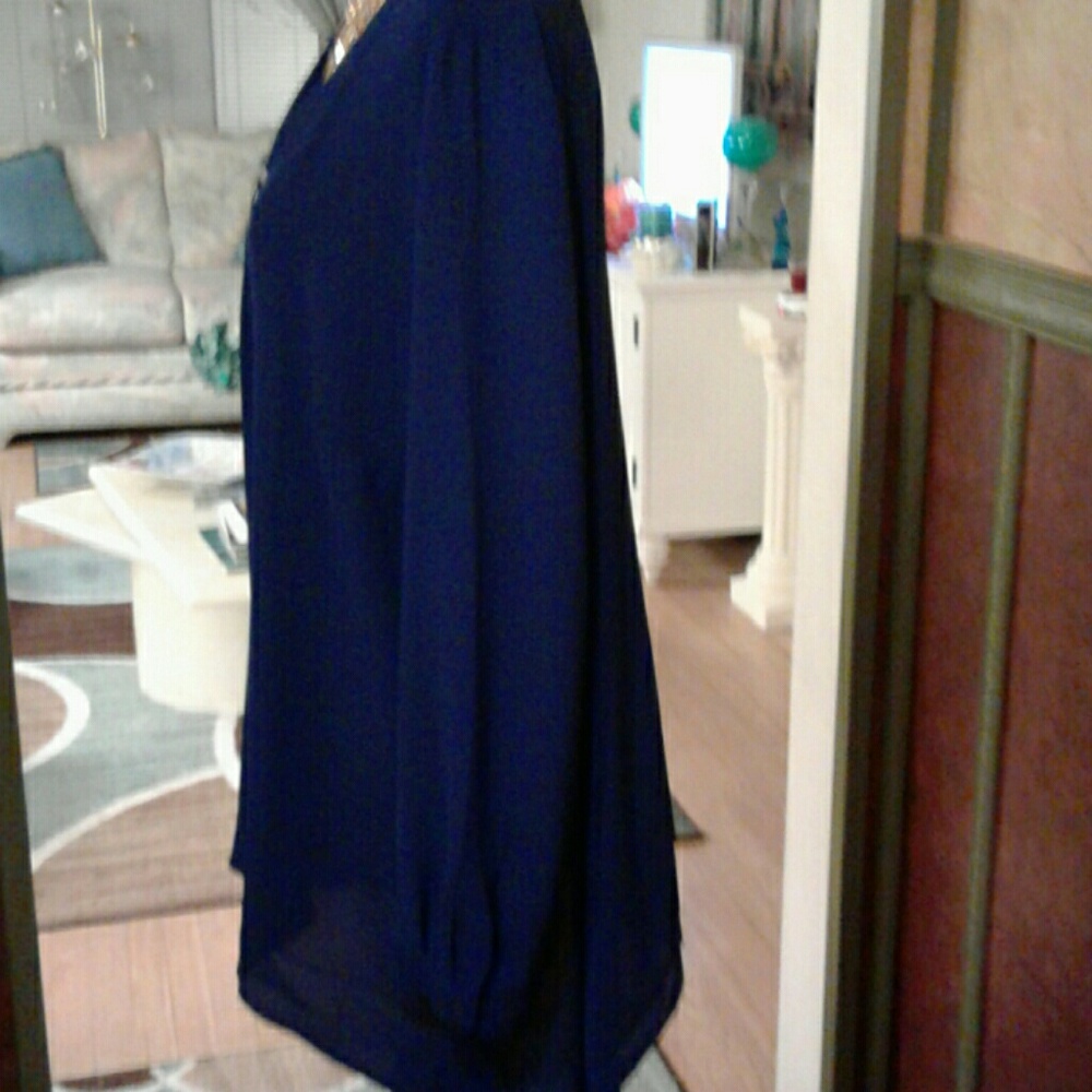 Blouse - Picture 4 of 4