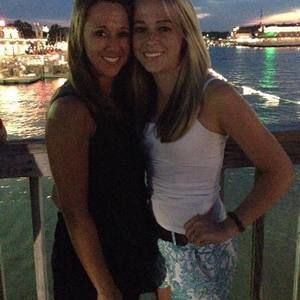 Meet your Posher, Dennis