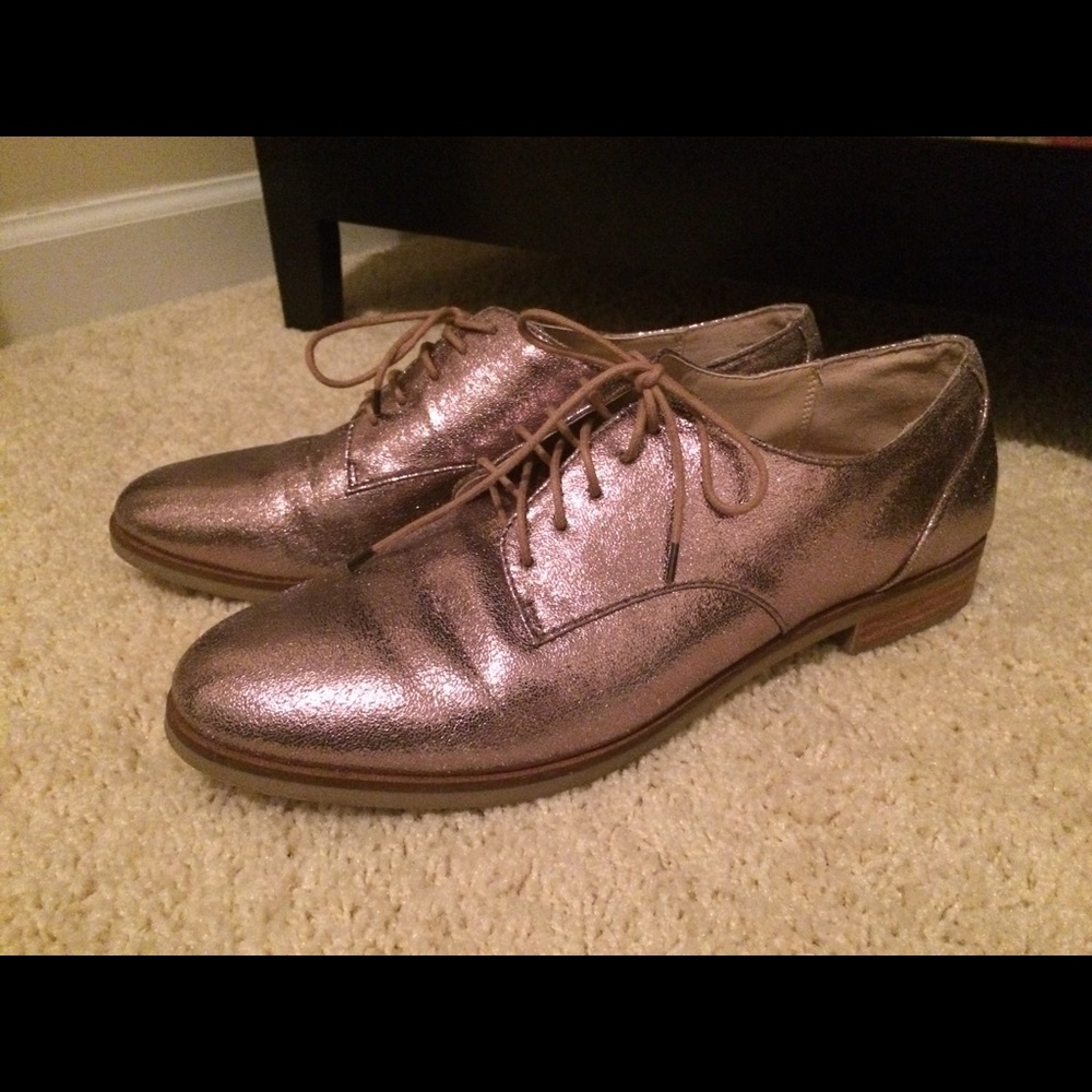 Steve Madden Metallic Oxfords