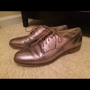 Steve Madden Metallic Oxfords