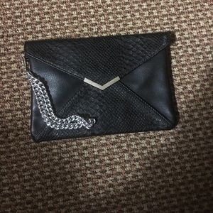 Express envelope clutch wristlet