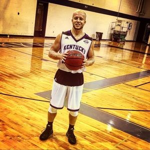 Meet your Posher, Hunter