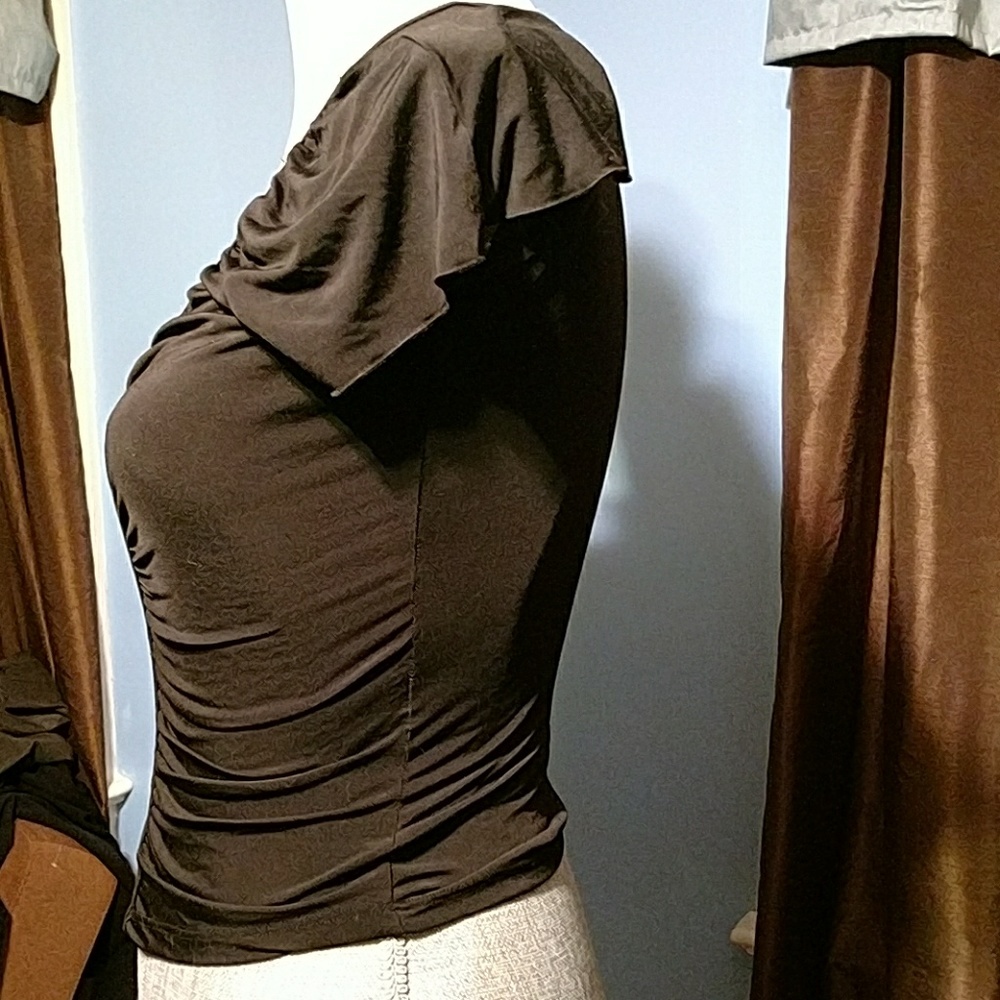 ❤ 3/$25 Rampage Top - Picture 2 of 5