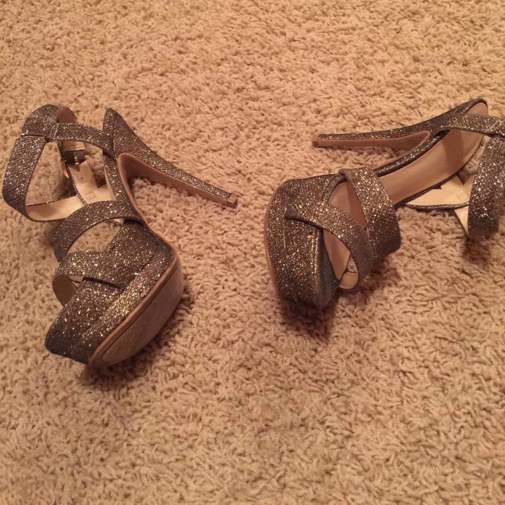 Guess heels - Picture 2 of 4