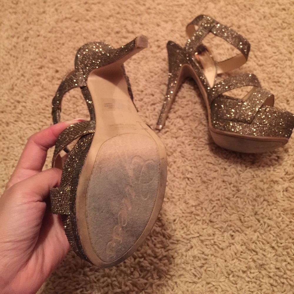 Guess heels - Picture 3 of 4