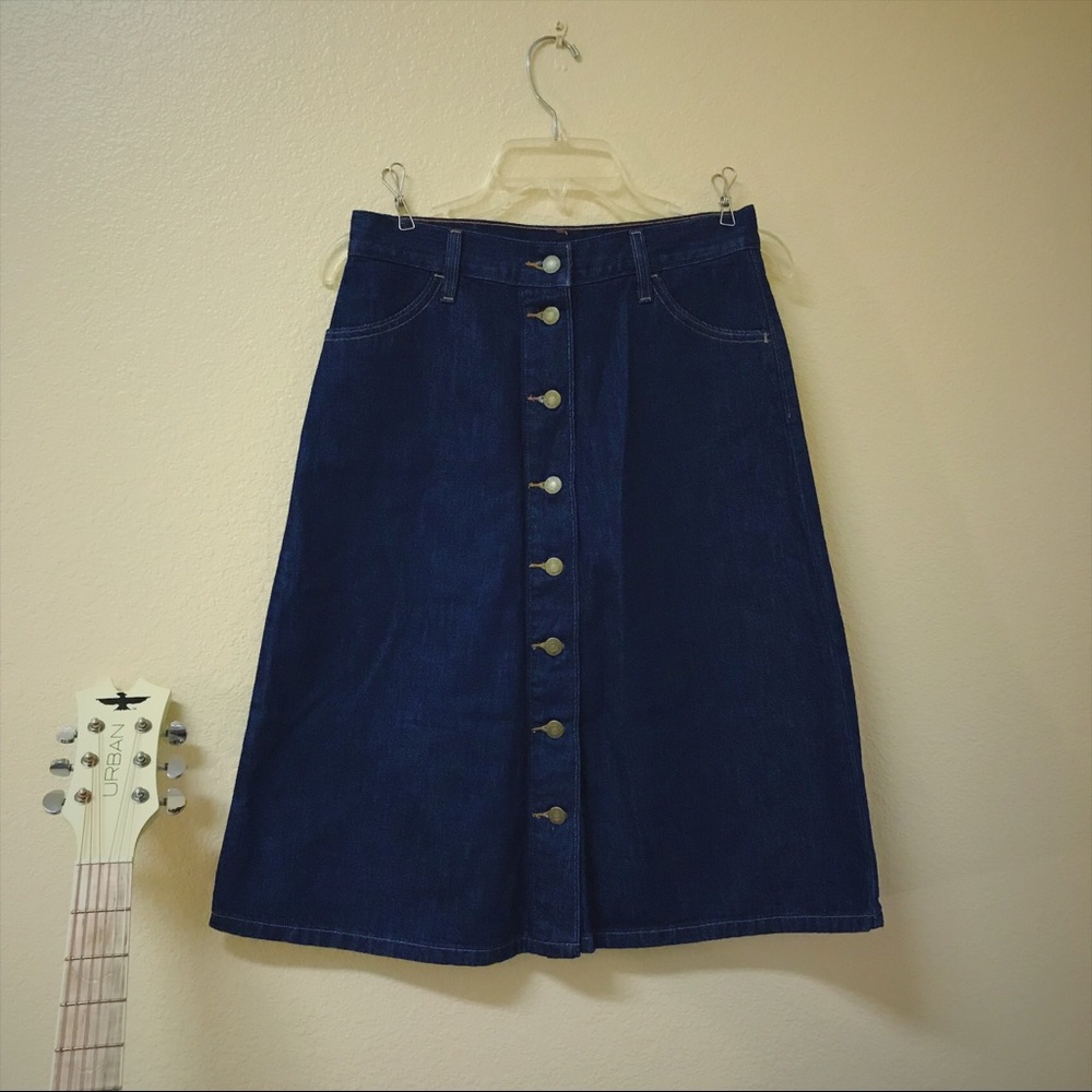 Levi’s Midi Skirt