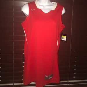 NIKE WOMENS BASKETBALL