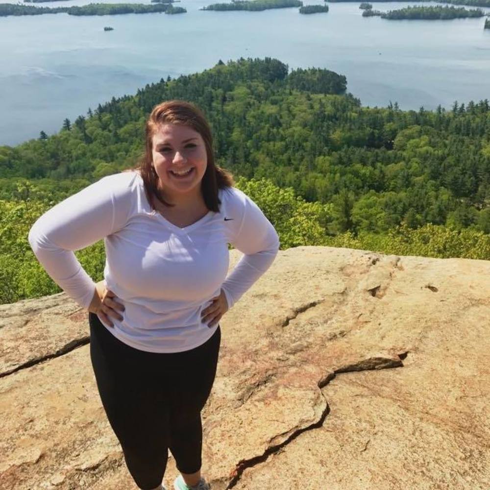 Meet your Posher, Stephanie