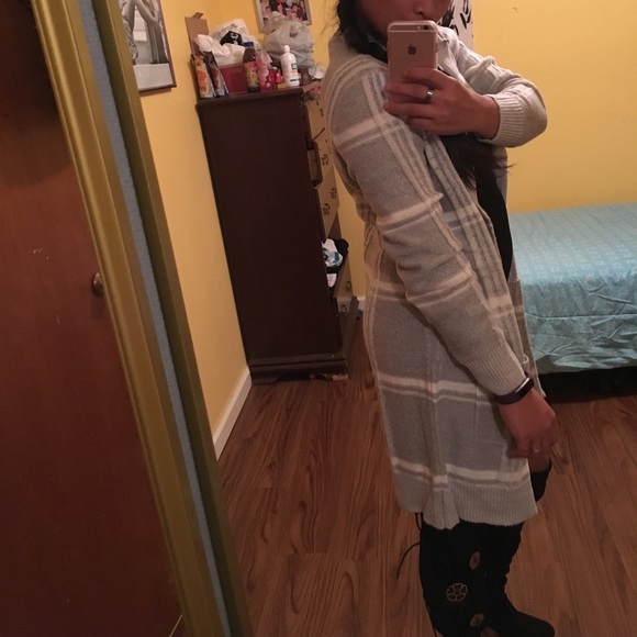 NWT - Picture 3 of 5