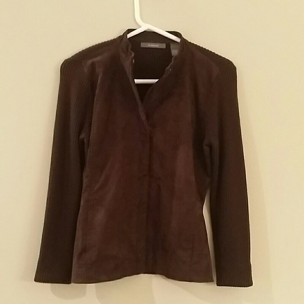 Lightweight outerwear