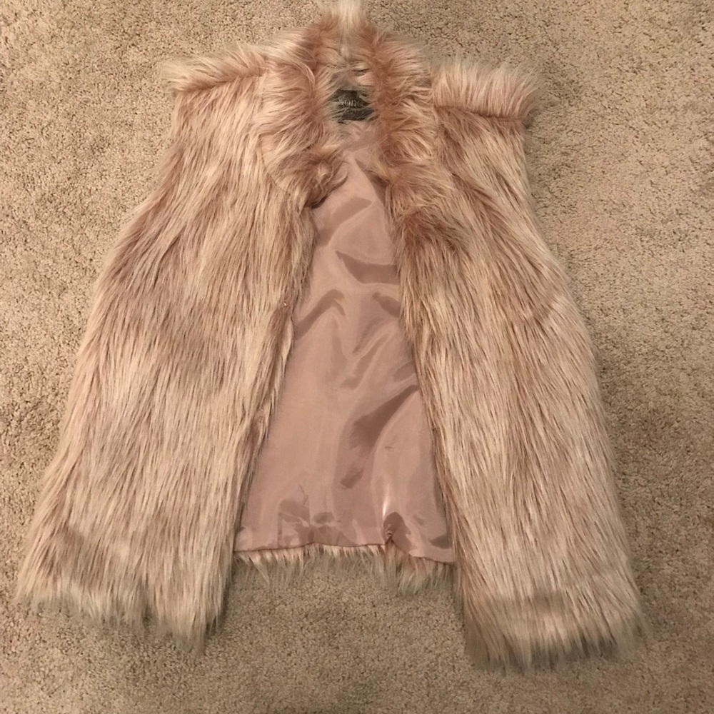 Light Pink FAUX Fur Vest
