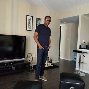 Meet your Posher, Dereje