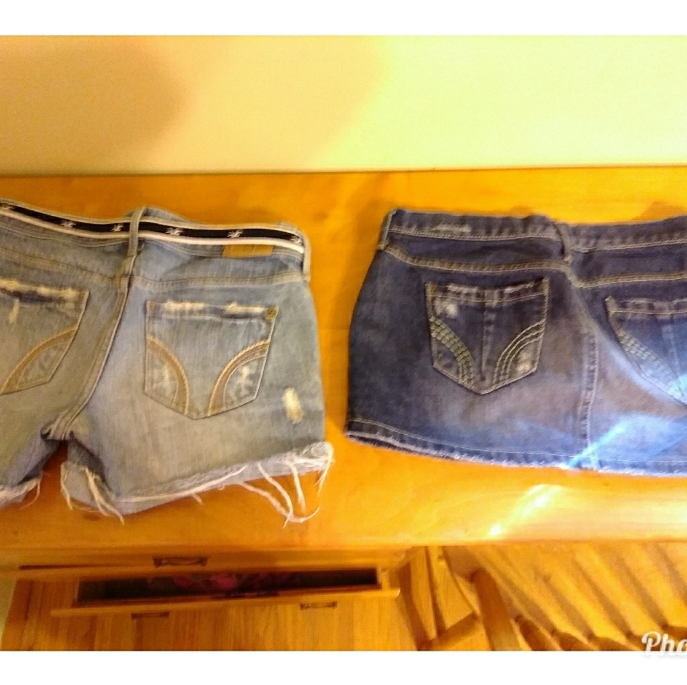 1 Hollister skirt & 1 Hollister shorts