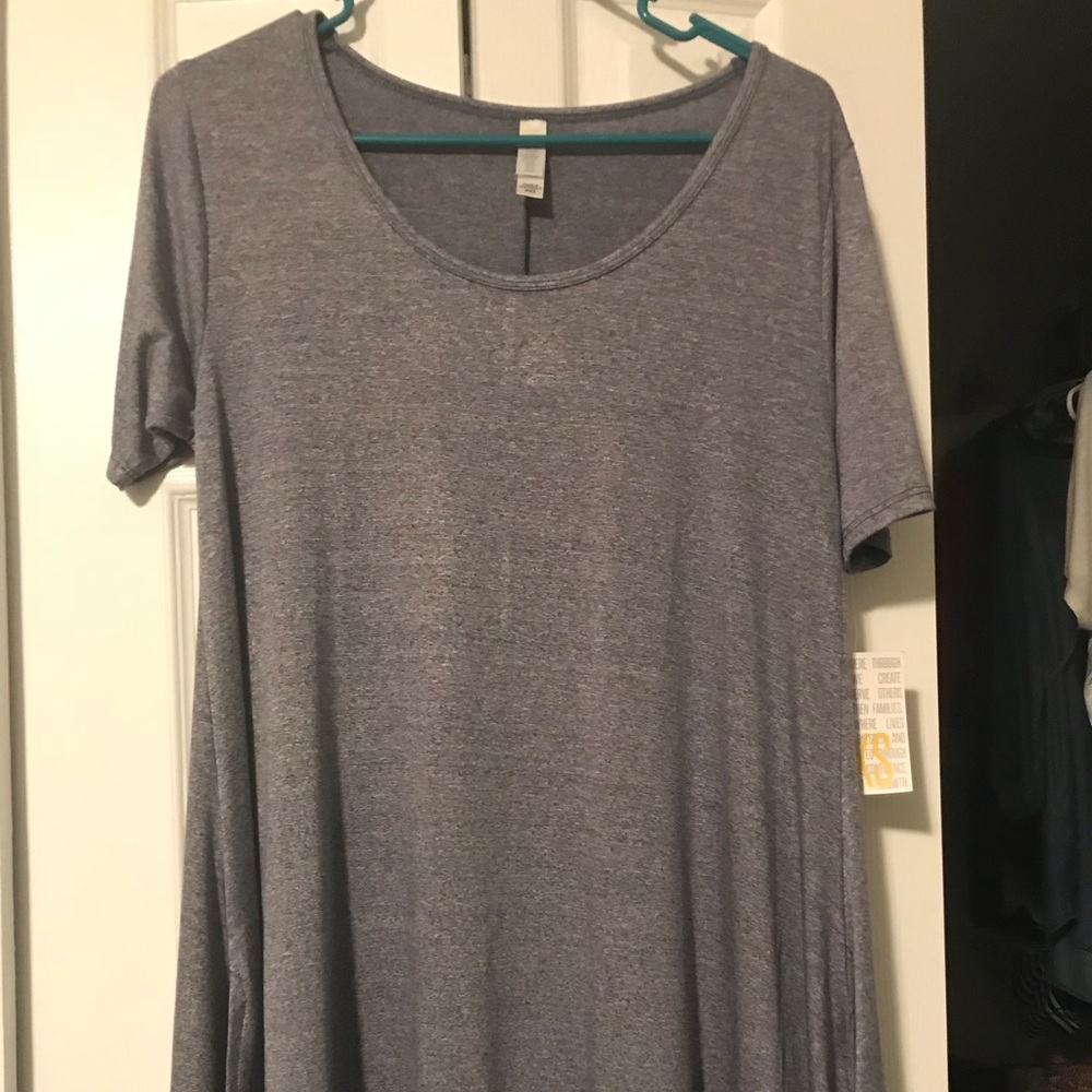XXS perfect T, brand new with tags!