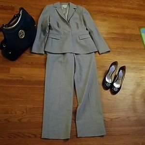 Ann Taylor Gray Pant Suit