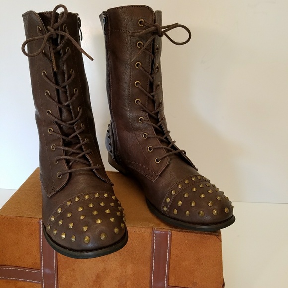 Refresh Shoes - FUN BROWN BOOTS WITH STUDS