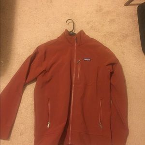 Patagonia sidesend jacket cider red size large