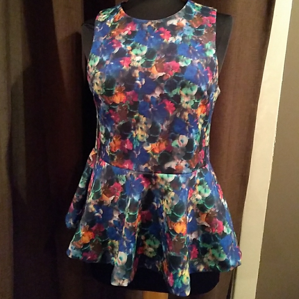 H&M scuba material colorful peplum top size 12