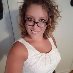 Meet your Posher, Lacey