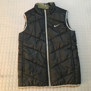 Nike vest