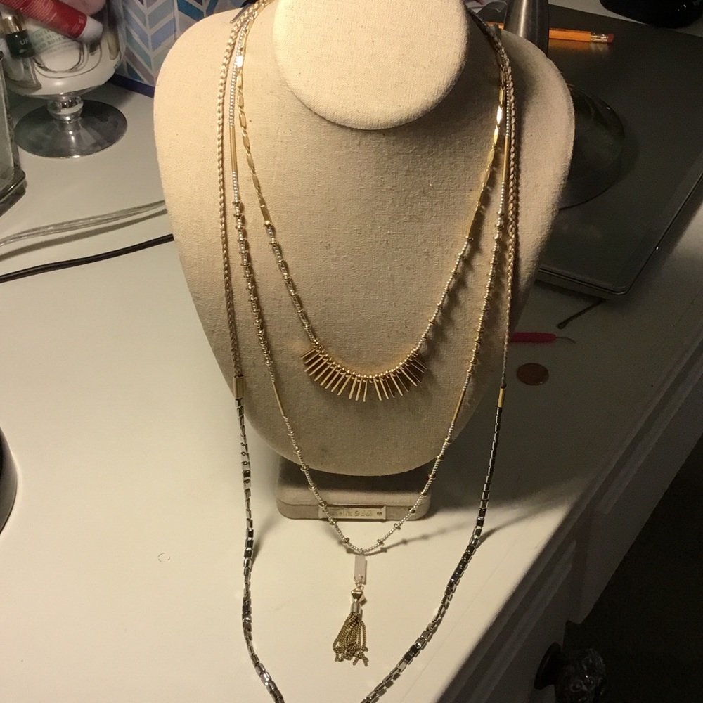 Riad Layering Necklace - Picture 3 of 4