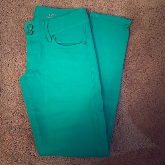 Lilly Pulitzer Denim - Green Worth Skinny Mini Jeans