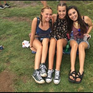 Meet your Posher, Olivia