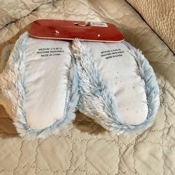 Charter Club New Light Blue Fur Booties - Picture 3 of 3