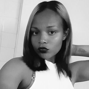 Meet your Posher, Iesha