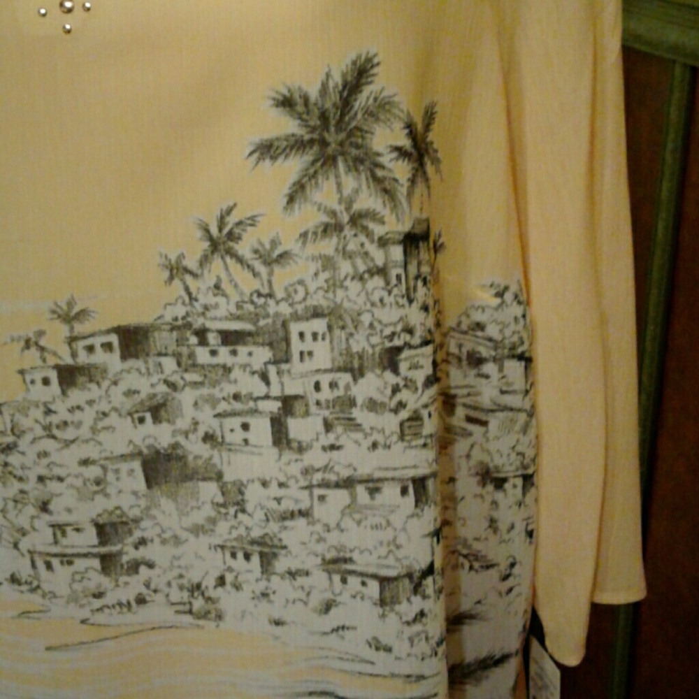 Yellow top - Picture 4 of 5
