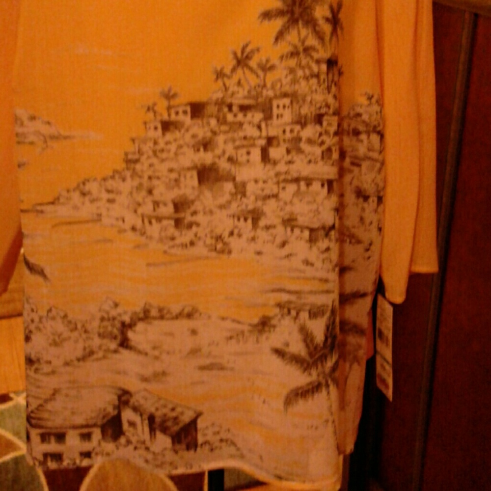 Yellow top - Picture 5 of 5
