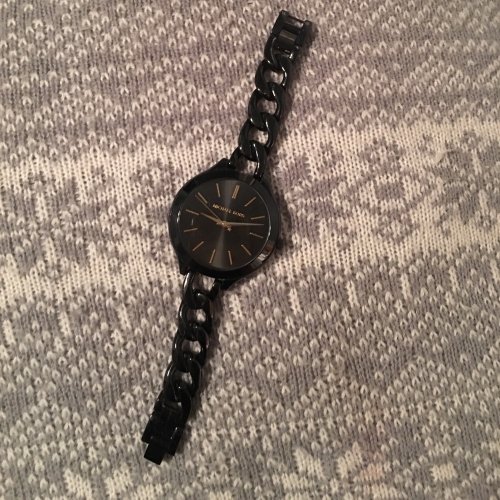 Michael Kors watch. ONLY BEEN WORN A FEW TIMES