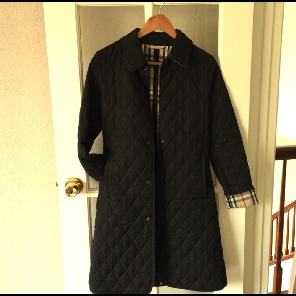 Burberry Women’s fitted jacket.