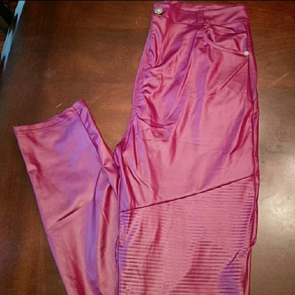 FINAL✨Leather look moto jeans - Picture 3 of 6