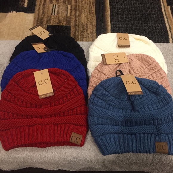 CC knit beanie - Picture 3 of 3