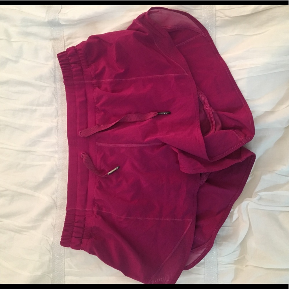 Lulu lemon hotty hot shorts