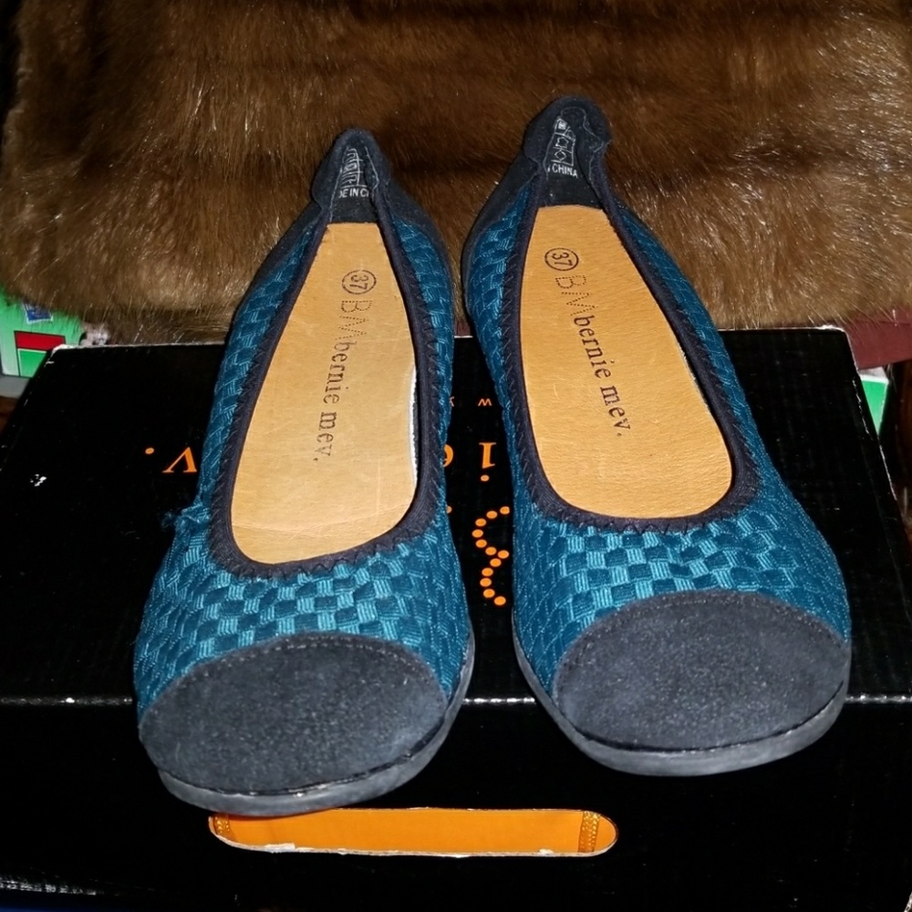 Bernie Mev. Flats