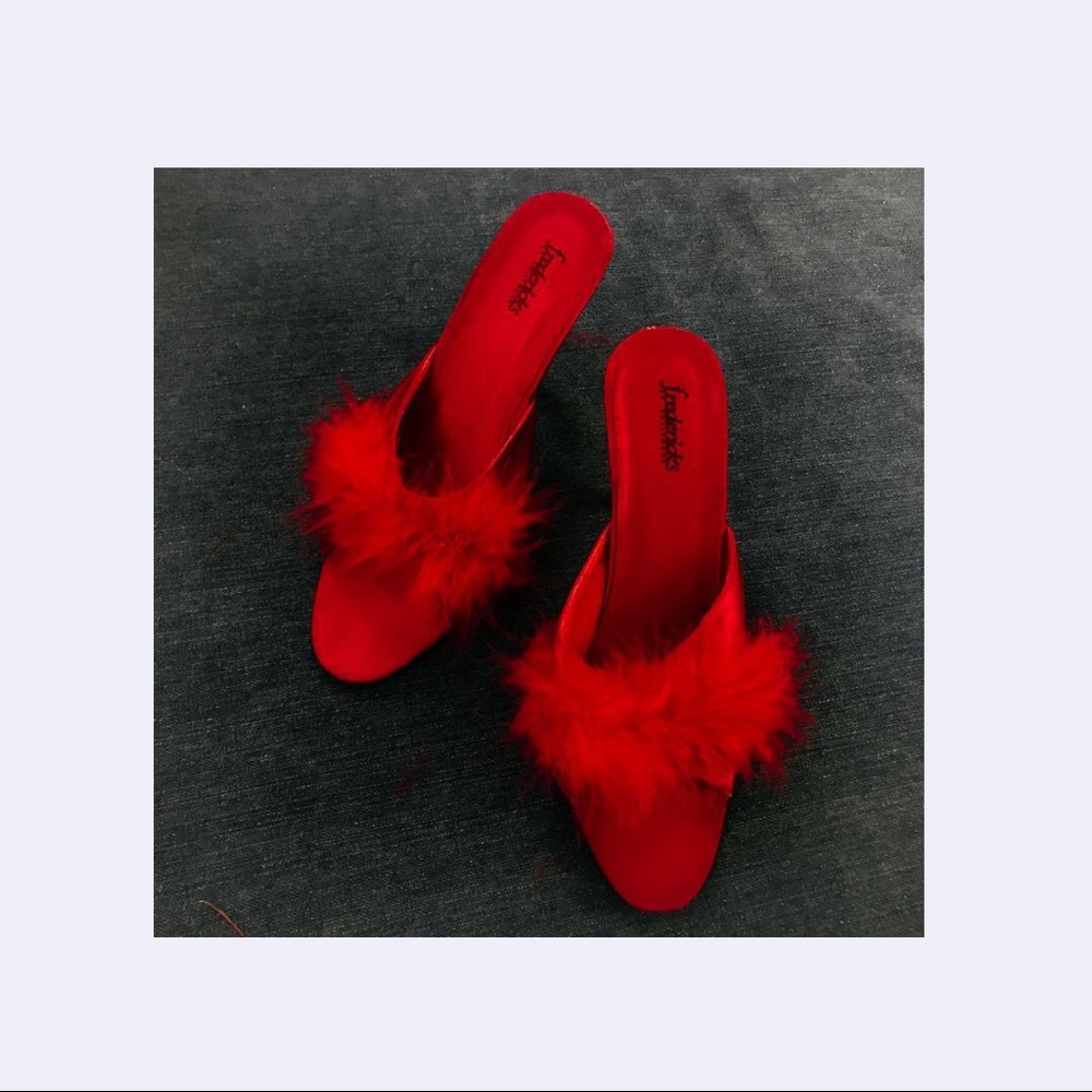 Vintage Red Feathered Frederick's Heel