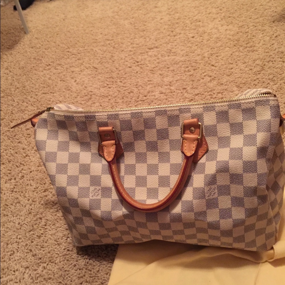 Louis Vuitton Speedy 35