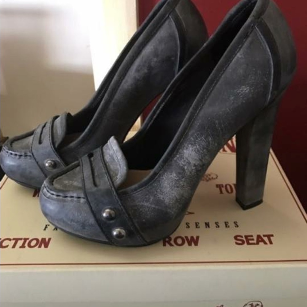 True Religion pumps