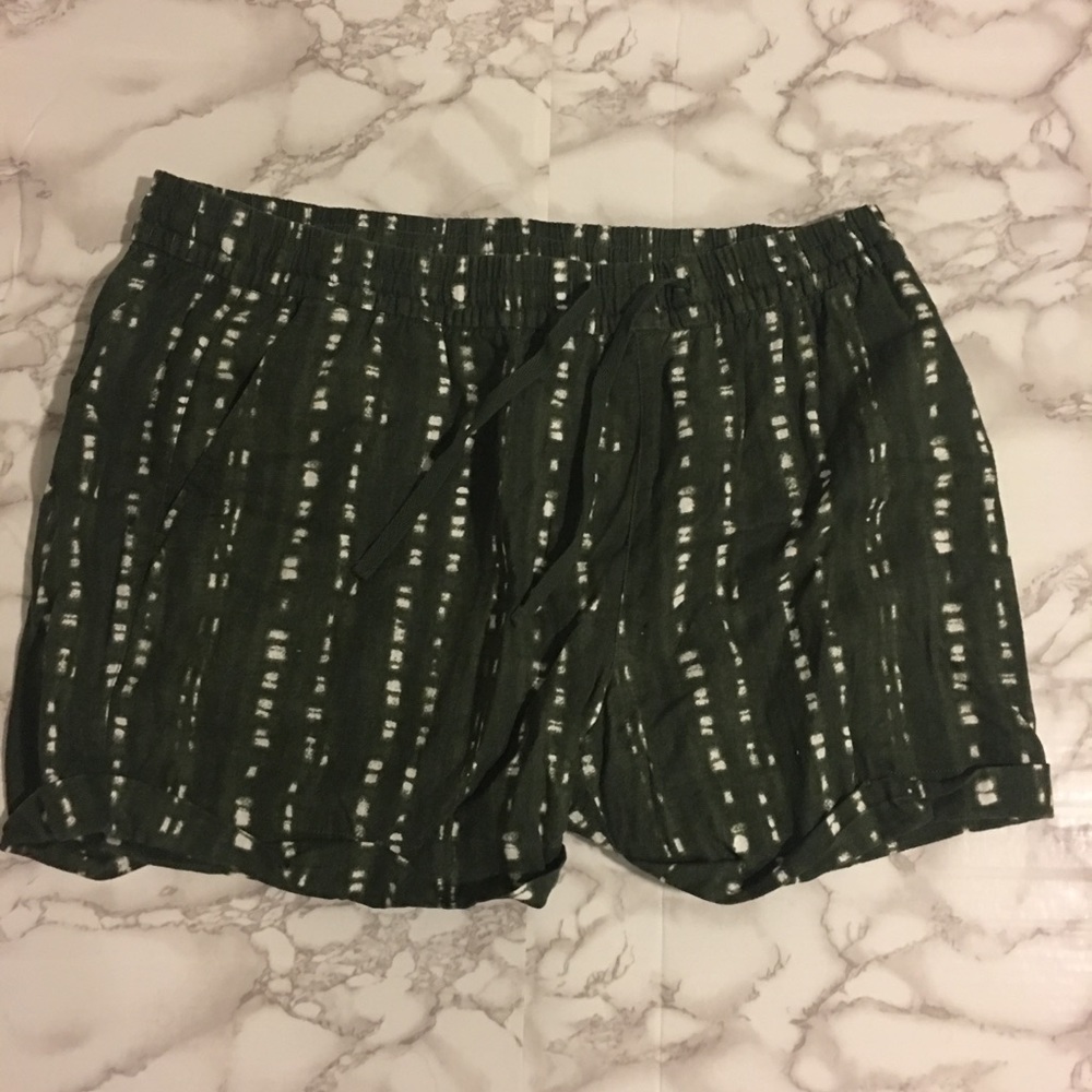 Old Navy Drawstring Shorts Green White