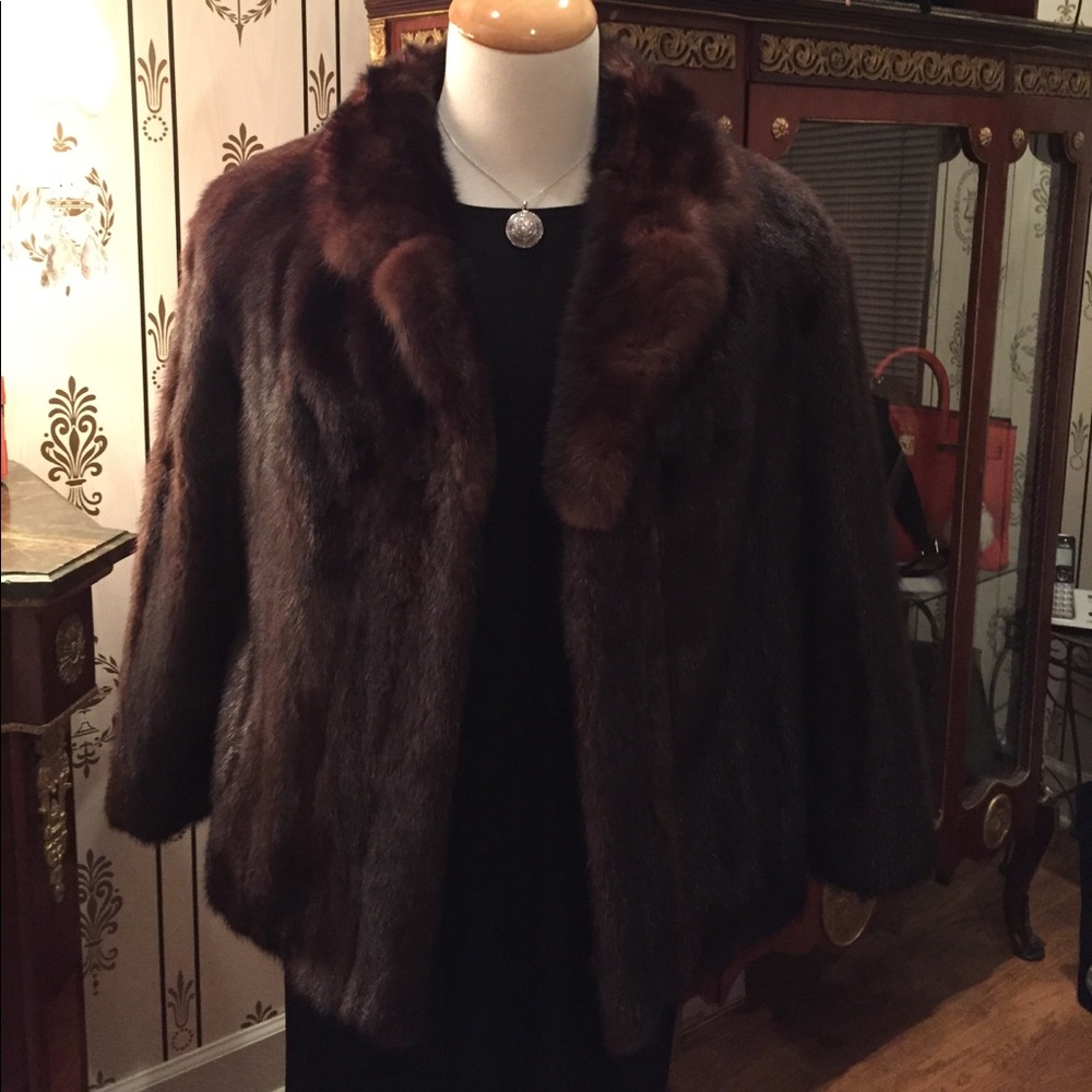 ❌SOLD❌🎄🎁 Authentic Rich Brown Mink Coat 💕