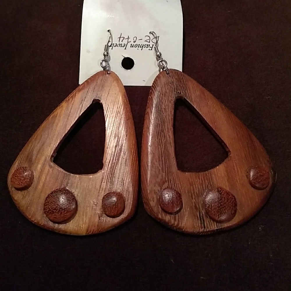 Brown wooden earrings